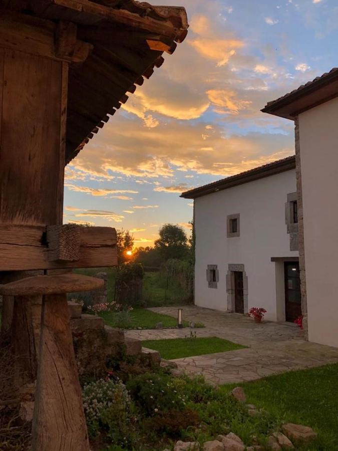 La Ribera De Pria Guest House Villanueva de Pria ภายนอก รูปภาพ
