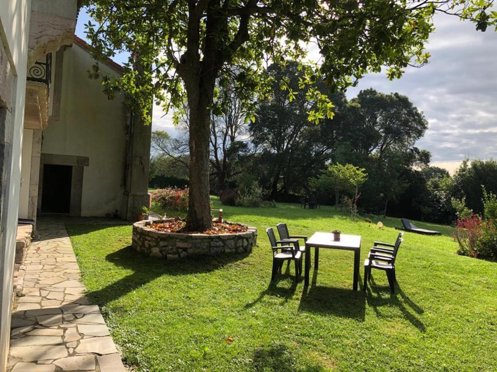 La Ribera De Pria Guest House Villanueva de Pria ภายนอก รูปภาพ