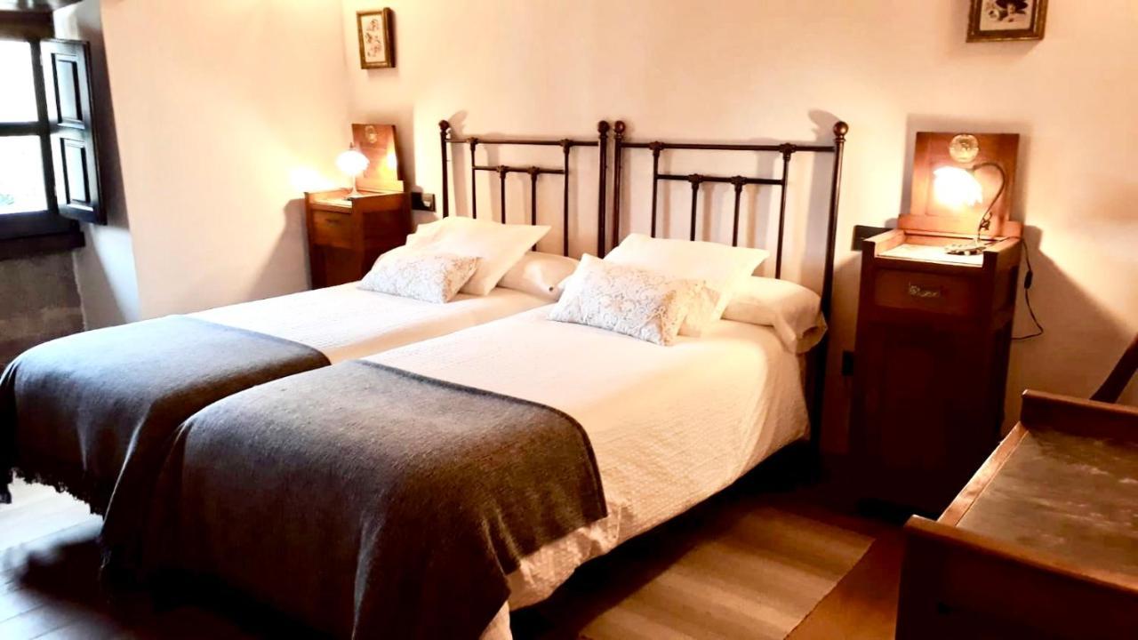 La Ribera De Pria Guest House Villanueva de Pria ภายนอก รูปภาพ